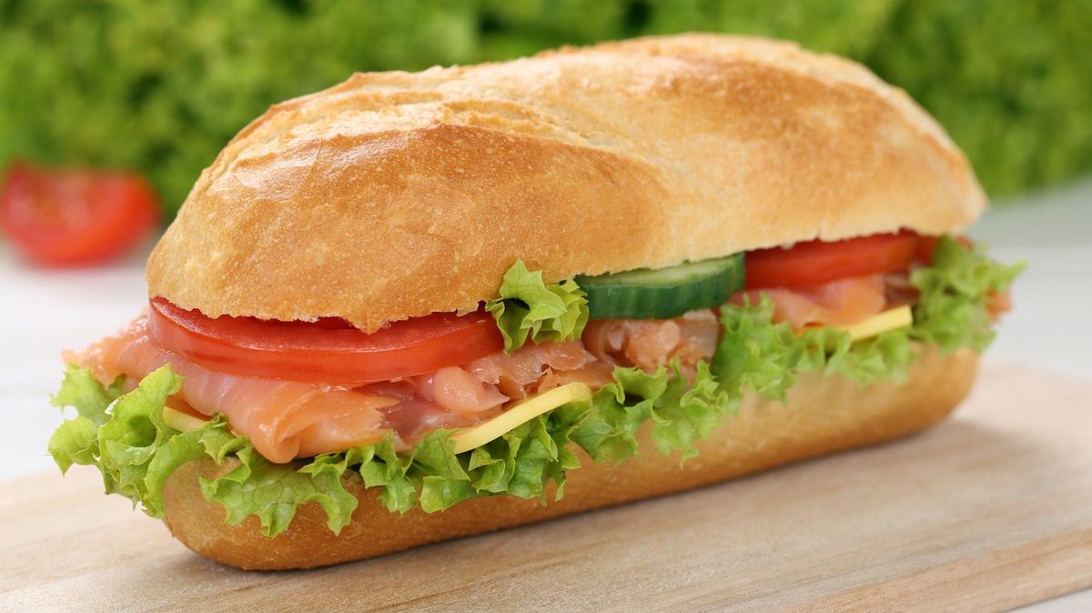 Američanka omylem zaplatila za sendvič skoro 160 tisíc